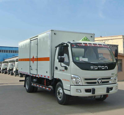  國五福田奧鈴5.1米5噸易燃液體廂式運輸車
