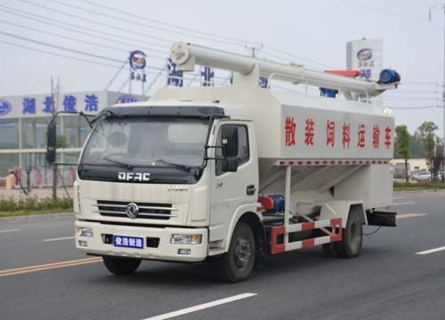 东风多利卡12方（6）吨散装饲料运输车