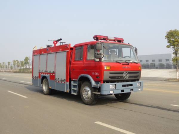 東風6方E型消防車