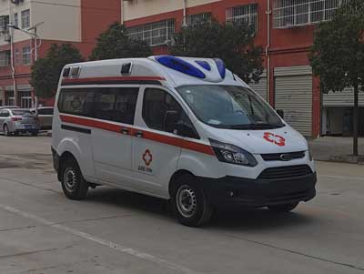 CLW5033XJHJX6型救护车
