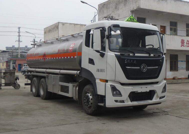 國六東風天龍18方易燃液體罐式運輸車