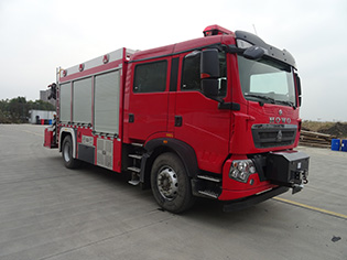 CLW5140TXFJY80/HW型抢险救援消防车