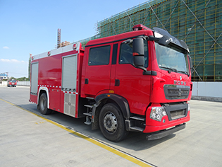 CLW5190GXFPM80/HW型泡沫消防車