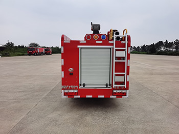 CLW5040GXFSG10/DF型水罐消防車圖片