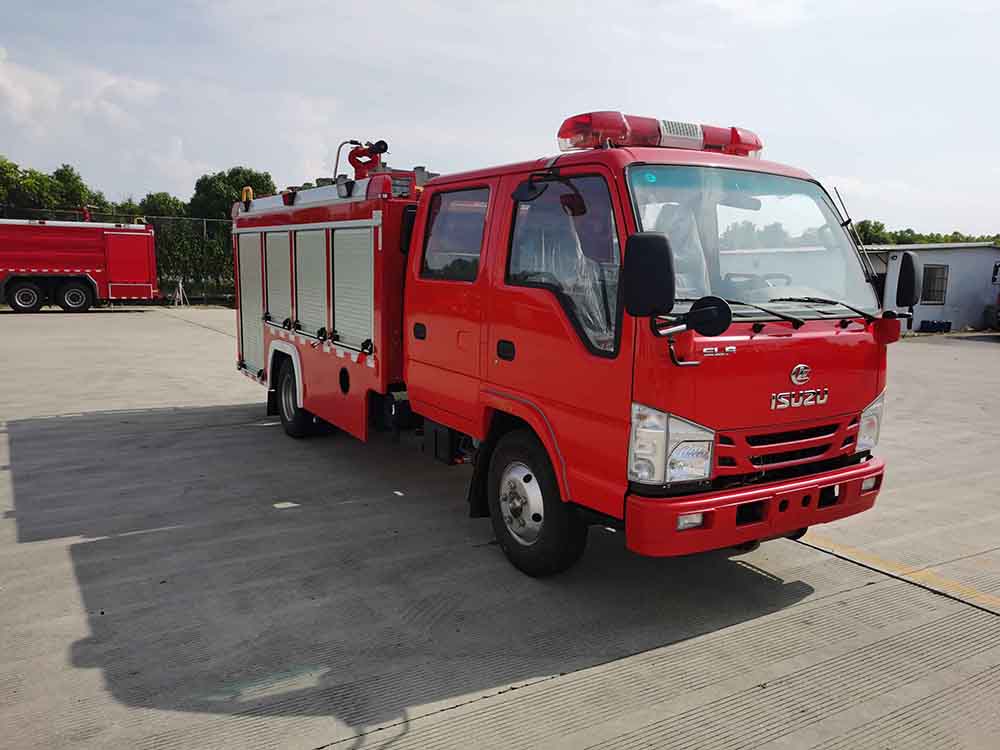 CLW5071GXFSG20/AXF型水罐消防车